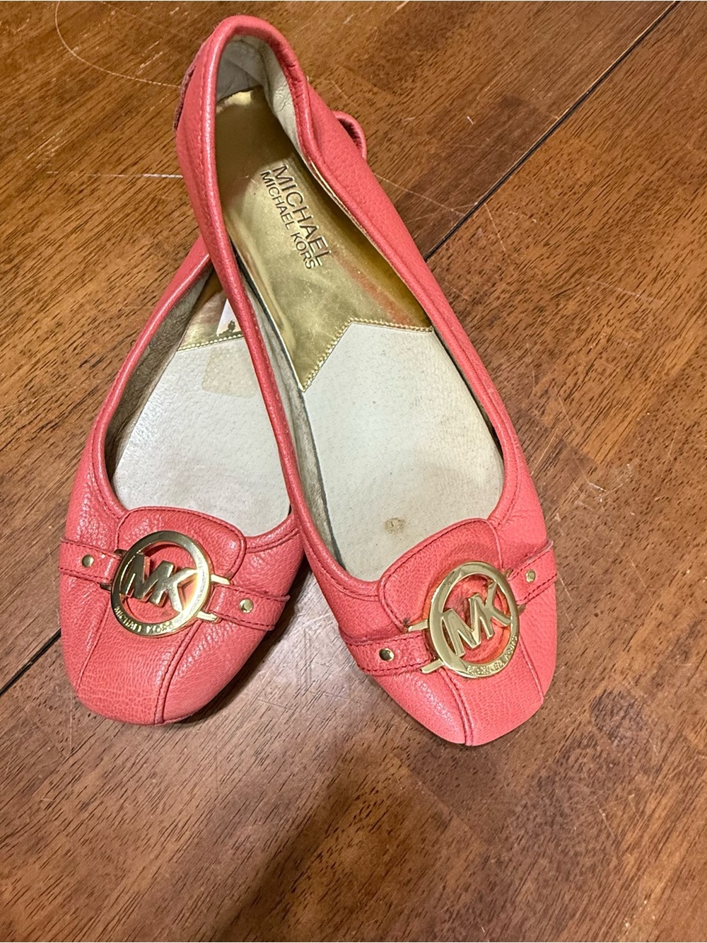 Michael Kors Women’s 8.5M Coral Pink Leather Logo Ballet Flats Slip On Shoes